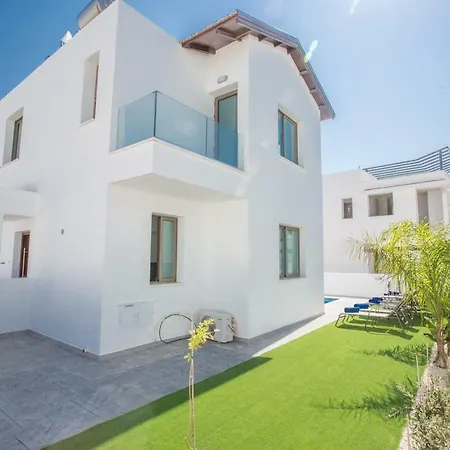 Levandia Gardens Protaras